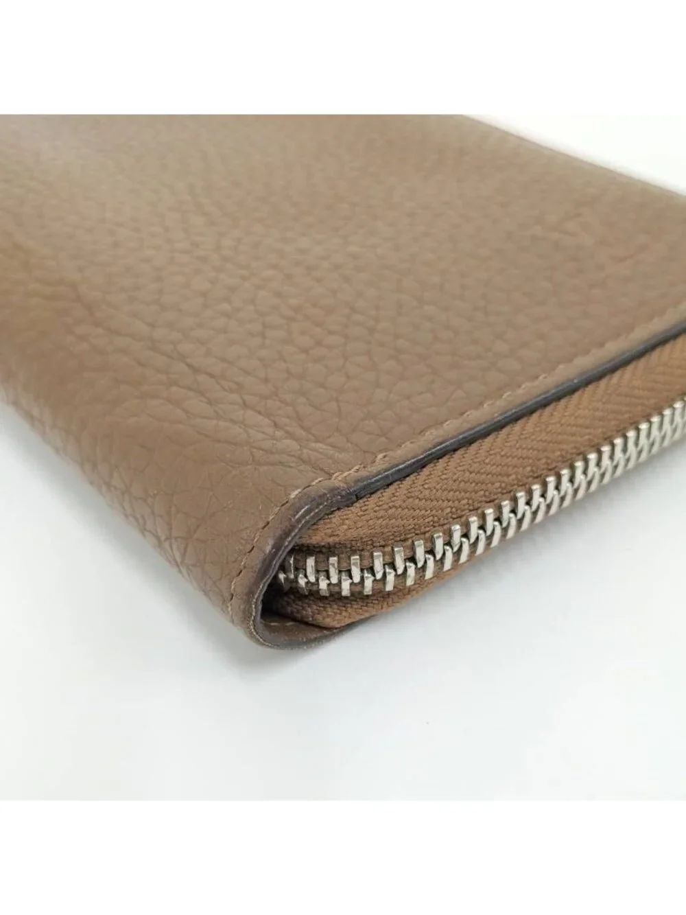 Louis Vuitton this authentic